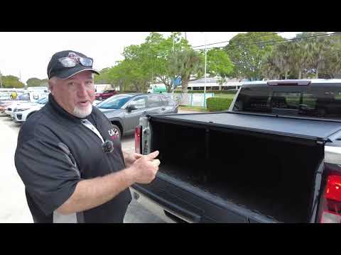 Roll n Lock A Series XT on a 2022 GMC Sierra 1500 review by Chris from C&H Auto Accessories