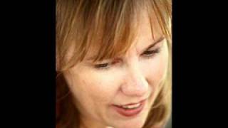 Iris DeMent - I Washed My Face In The Morning Dew (Live).wmv