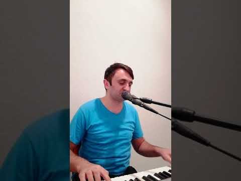 Piyanist Burak Hasret Koydum Ben Adını