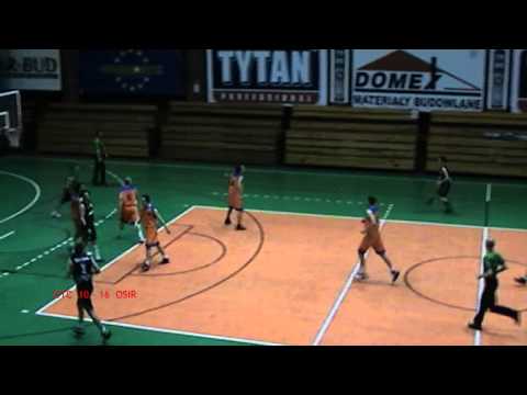 Liga Okręgowa Koszykówki 2010/2011 - 1 mecz o 3 miejsce  CTC AZS Polit.Cz-wa - OSiR K-ck 1 kwarta