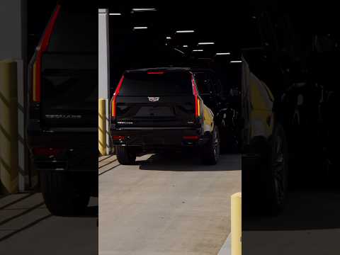 2025 Cadillac Escalade 600 #automobile #viralshort