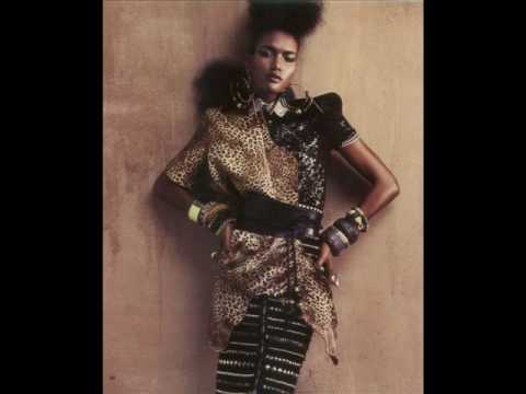 Namashaka-Hakeem ft Mr Blue