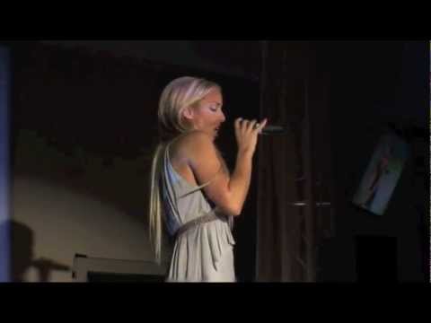 Kate Matl :  Live Corinthia tower event