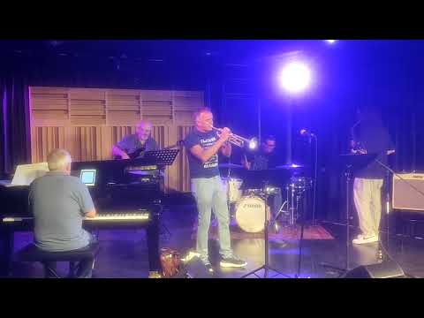 TOP OF MY HEAD de Roy Hargrove