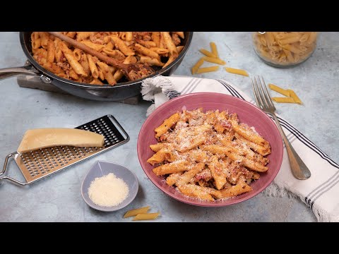 Egyedényes darált húsos penne