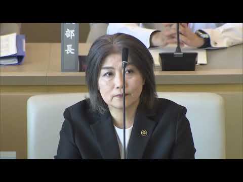 YouTube Video 学歴詐称疑惑がもたれている田久保真紀市長に対する不信任決議案が全会一致で可決 静岡・伊東市