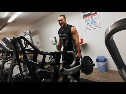 Cardio mal anders! Michael Blum testet den Stairmaster HIITMILL X im Pure Fitness in Schwäbisch Hall