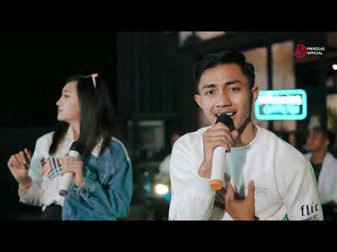 Jihan Audy- DI TINGGAL PAS SAYANG SAYANGE feat Mikkolas