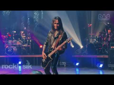 Denden Gonjalez ll search band - pasti live esplanade singapore ( audio hq )