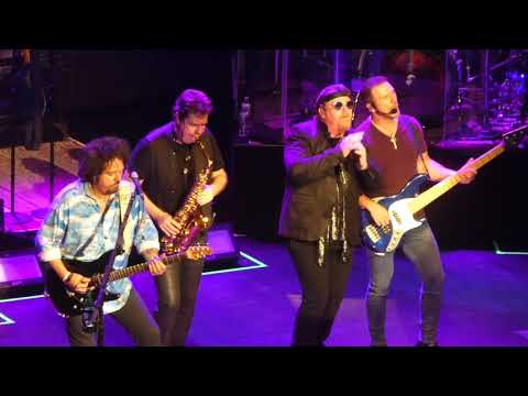 Videoclip de Make Believe (Live) — Toto