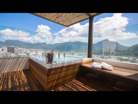 Penthouse triplex for short term rental in Ipanema with cinematographic view & jacuzzi HR.81T