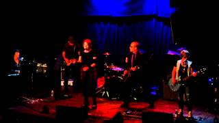 The Shirley Manson Family - Breaking Up the Girl - Garbage Tribute