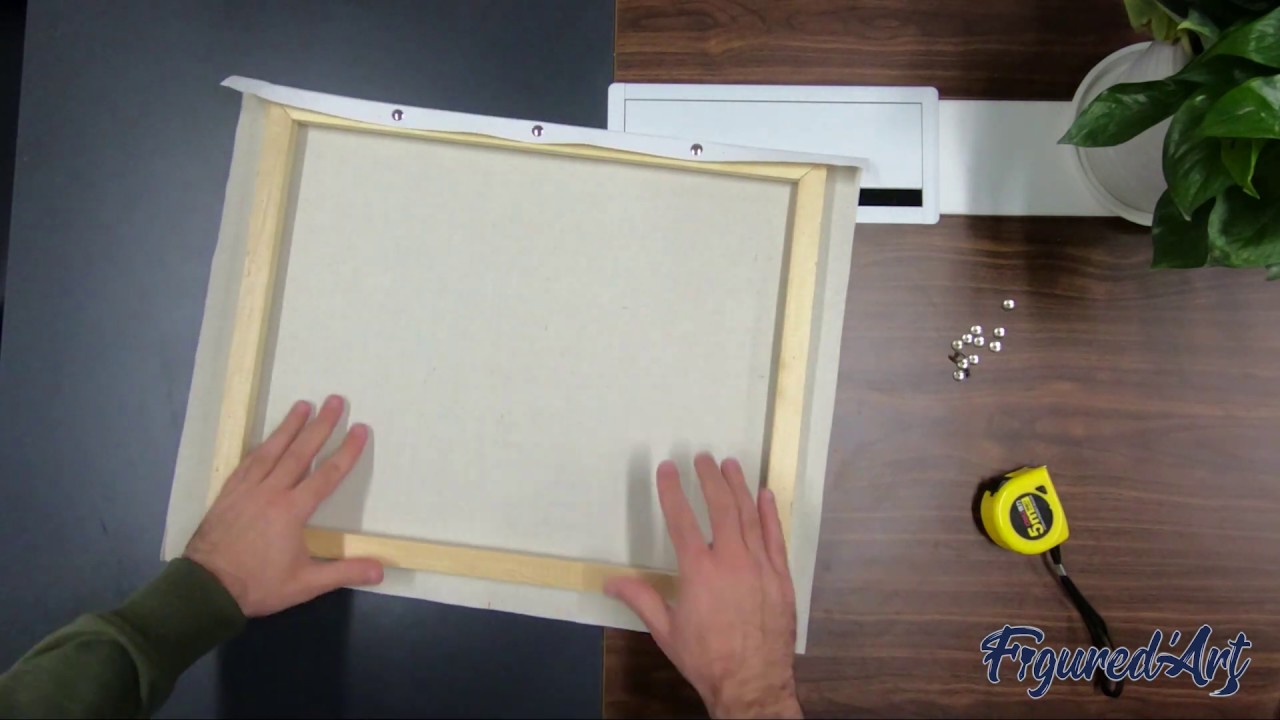 Comment assembler un châssis en bois et fixer une toile de peinture