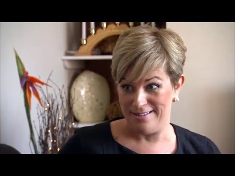 Julie Howatson - Dinbych