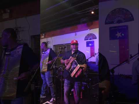 About last night...Nooney and the Zydeco Floaters