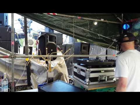 SPACE PIKNIK 2016 DJ REDMOND AT BADTEKK, INF, UST STAGE