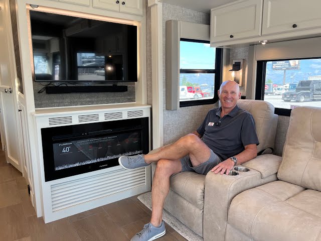 Preview image of 2024 Tiffin Motorhomes Open Road 34PA (17N232032) youtube video