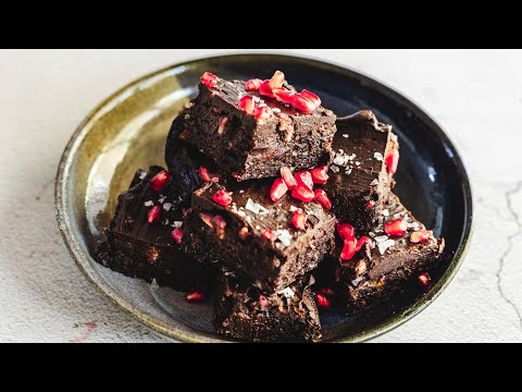 No-Cook Pomegranate-Stuffed Brownie Recipe