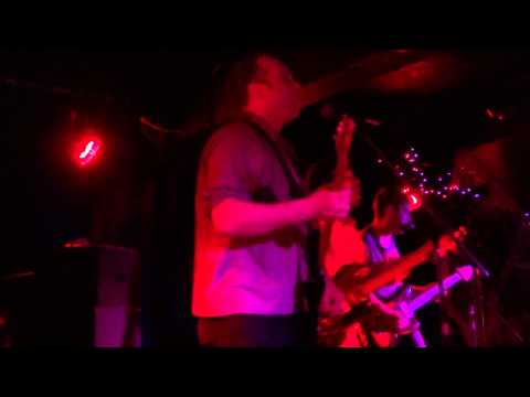 Mannequin Men - Empty Bottle 5-5