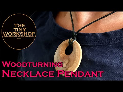 Woodturning - Necklace pendant in 10 simple steps.