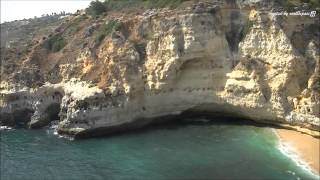 preview picture of video 'Praia do Paraíso Carvoeiro Lagoa Algarve (HD)'