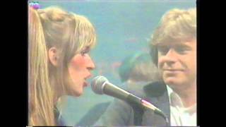 Carlene Carter &amp; Dave Edmunds   Baby Ride Easy   All Right Now 1980