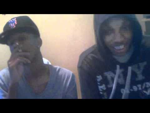 Bugs And Mack Dinero - She Likes It 2011