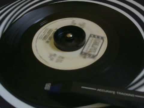 45 rpm Shelley Fabares - He Don't Love Me - 1964