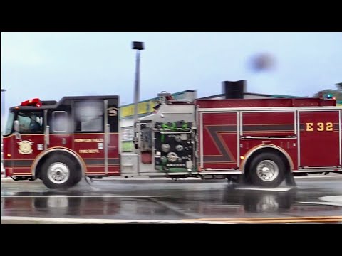 Wayne NJ Fire Department Engine 32 Responding on to Route 23 North