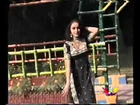 pani garam yeh sab lux kay kamal hai -- Desi Videos