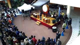 横浜ベイクォーターのお正月イベント獅子舞・和太鼓ショーMC 動画
