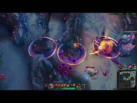 League of Legends Mid Lane Commentary TRISTANA vs RIVEN