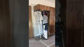 Pinch Prop Cabinet Jacks