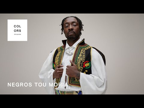 Negros Tou Moria - To Deltio | A COLORS SHOW