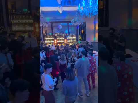 DJ Laura Mac video.