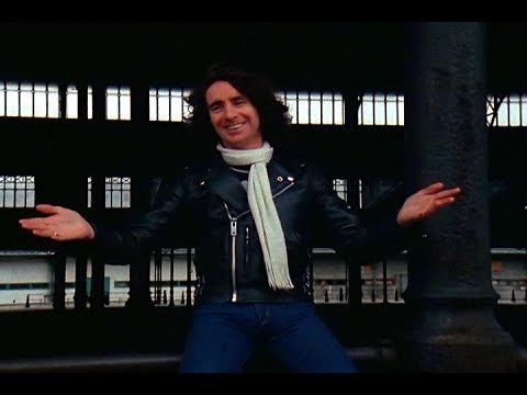 Bon Scott's interview in Paris, France (09/12/1979)
