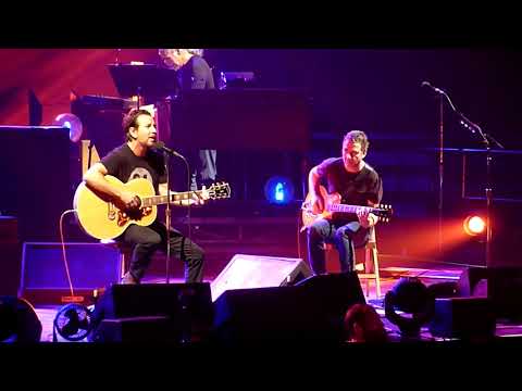 Pearl Jam - Speed of Sound - Ottawa (May 8, 2016)