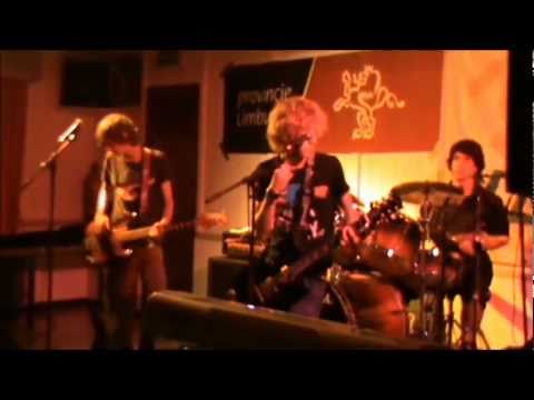 Banana Galaxy - All The Small Things (Vospop Prepared 2011)