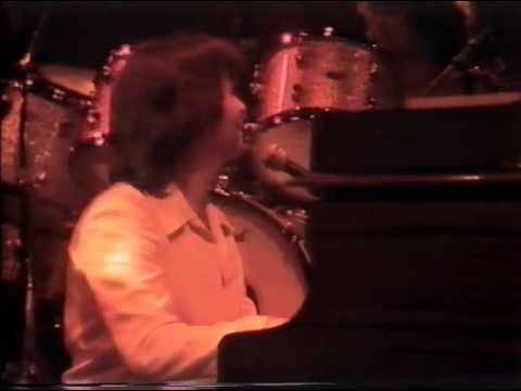 Feel The Benefit - 10cc Live in Concert 1977