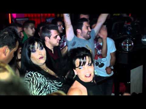 CHILLIN prs.AFTER PARADE SUNDAY AT SENSO 25/3