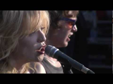 ПИКНИК АФИШИ ALIVE - 2011 / Courtney Love & Hole - Skinny Little Bitch