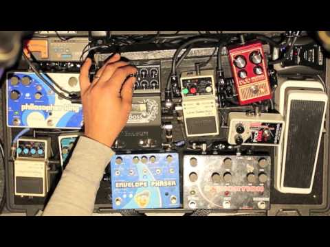 Two Notes audio engineering Lebass tube bass preamp demo with other pedals