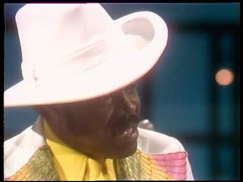 American Bandstand 1975- Interview The Miracles