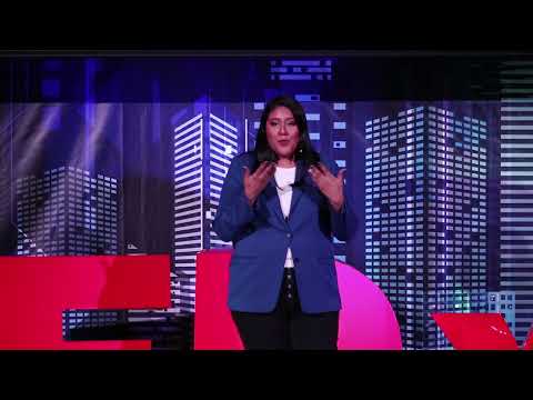 Kaizen: más allá de lo empresarial | Roxana Aveiga | TEDxGamboa