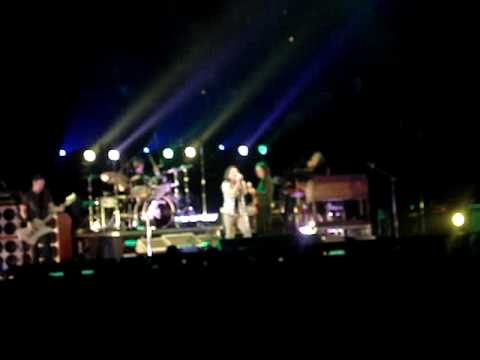 Pearl Jam - Force Of Nature 5/17/2010 Boston, MA