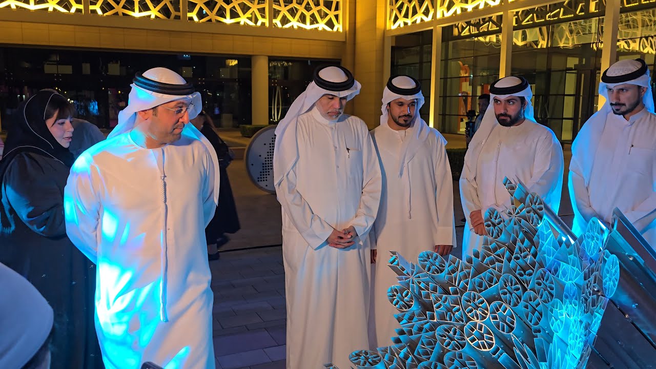 صورة بعنوان: Youtube Image