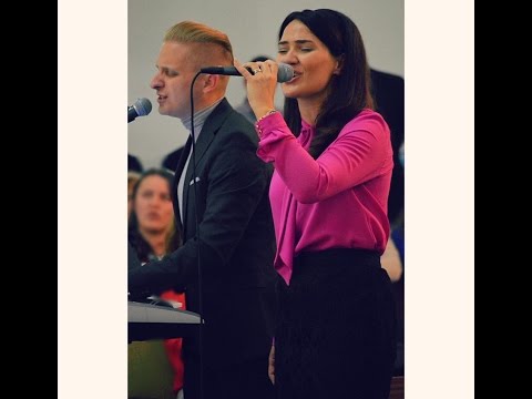 Cristi si Emma Repede- E o cale ingusta