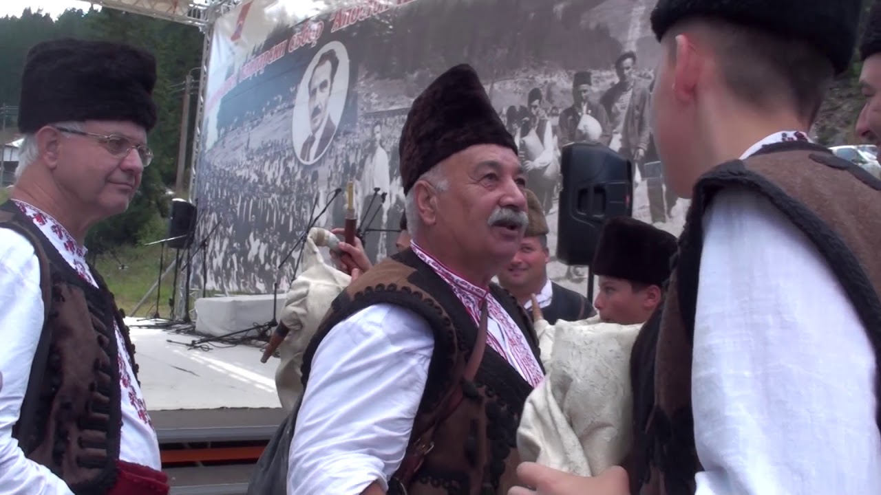 За разцеплението на гайдарите в Смолян...и за неразказаната болка на учителя Бай Диньо