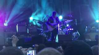 Noel Gallagher's High Flying Birds - Supersonic ( Acoustic ) - Edinburgh Castle - 17.07.2012