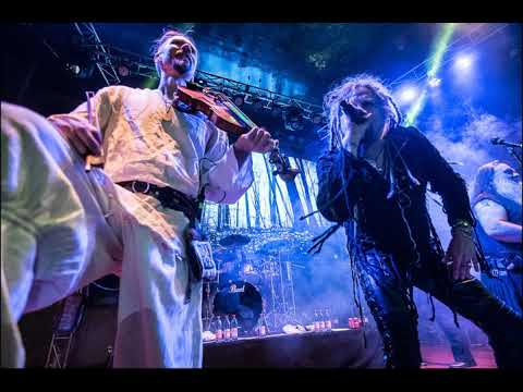 Korpiklaani. Korpiklaani 2022. Корпиклаани полька. Группа korpiklaani. Korpiklaani басист.